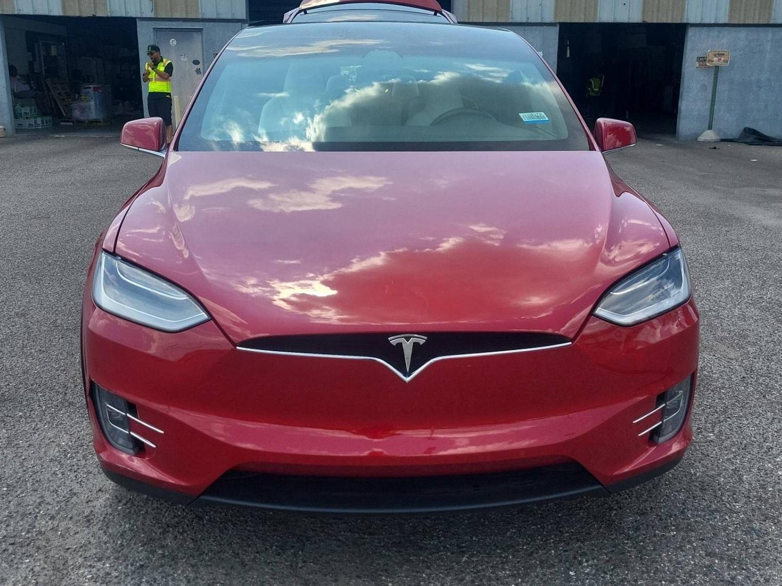 TESLA MODEL X 2019 5YJXCAE23KF190001 image